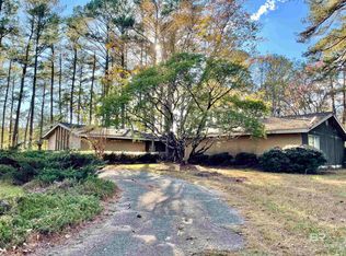 2026 County Road 27, Castleberry, AL 36432