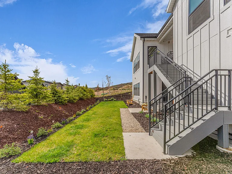 2698 S Bailey Ct — Photo 39