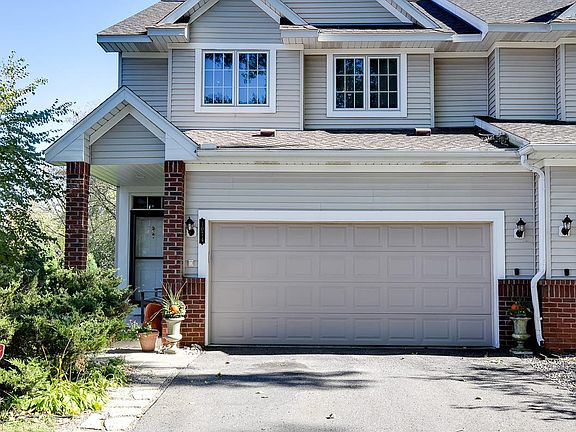 2nd image of 1074 Juliet Ave