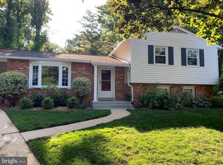 6710 Portree Ct, Springfield, VA 22152