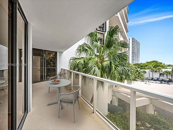 5th image of 20281 E Country Club Dr APT 210