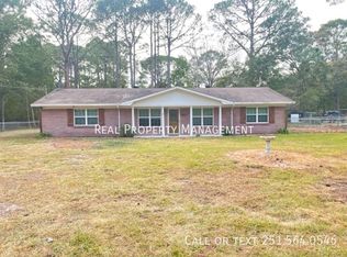 6868 Bay Rd, Mobile, AL 36605