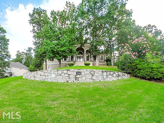 2nd image of 540 Country Club Dr #1