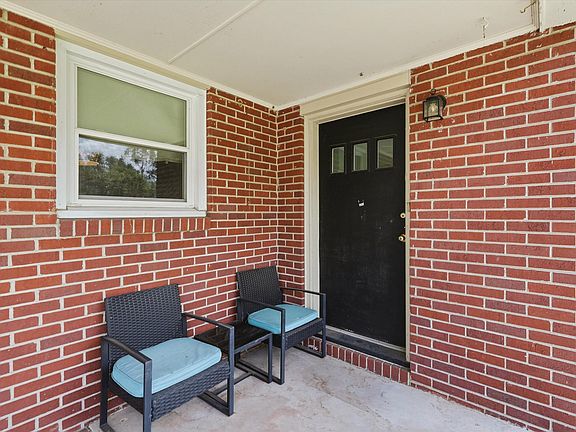 3rd image of 5308 Trudy St