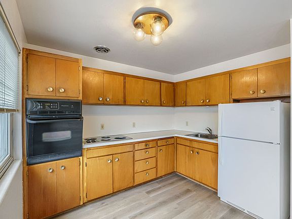 2nd image of 12301 33rd Ave NE APT 205