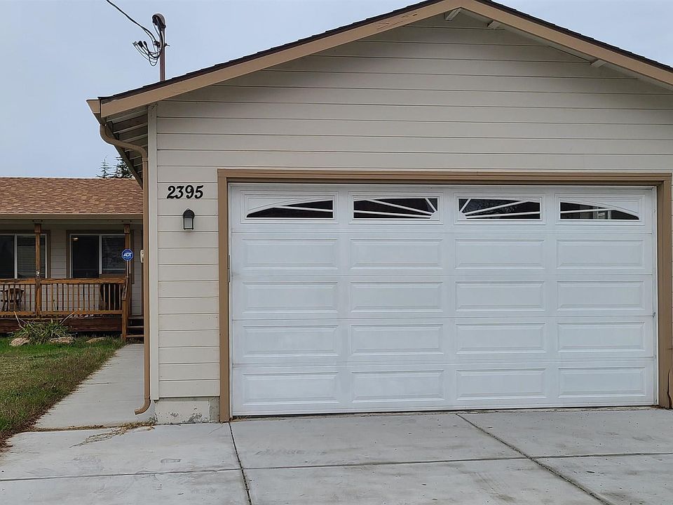 1st image of 2395 Fairway Dr