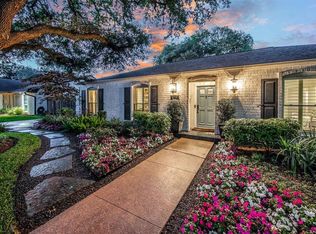 10718 Piping Rock Ln, Houston, TX 77042