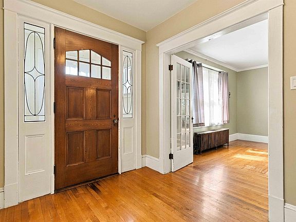 3rd image of 43 Park St