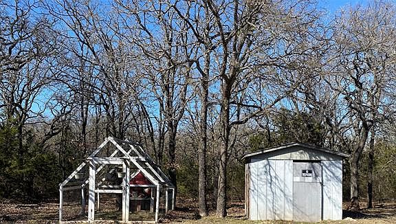 3rd image of 5829 County Road 239