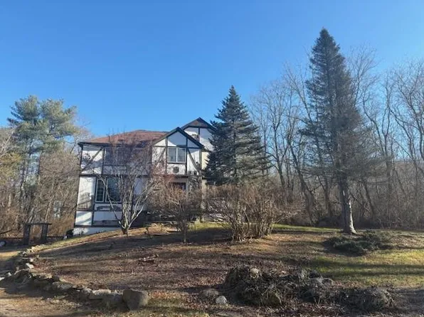 301 Liberty Rd, Exeter, RI 02822