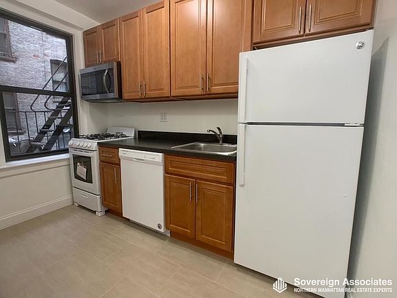 5th image of 567 Fort Washington Ave APT 1E