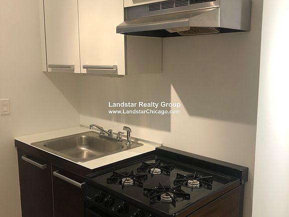 3rd image of 5054 N Winthrop Ave APT 303