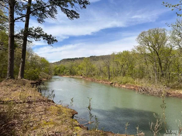 (undisclosed Address), Shirley, AR 72153