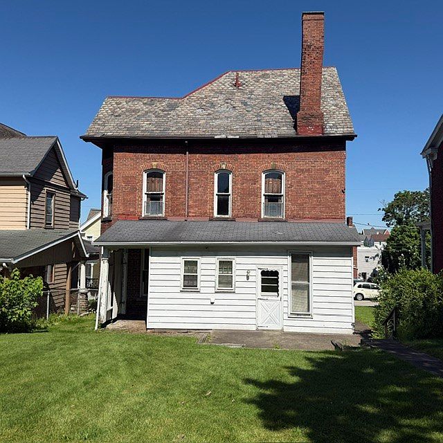 1st image of 17 Eagle St