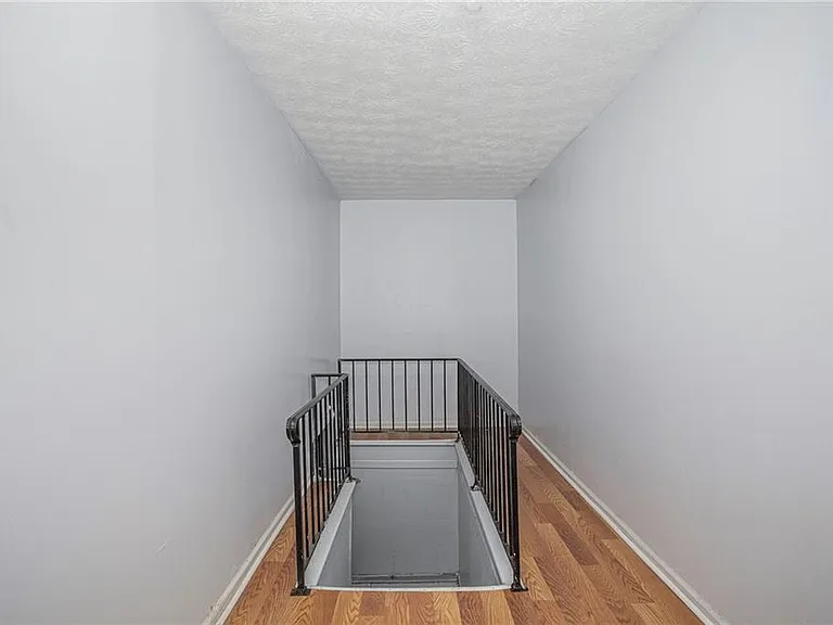 3660 Eagle Woods Cir — Photo 7