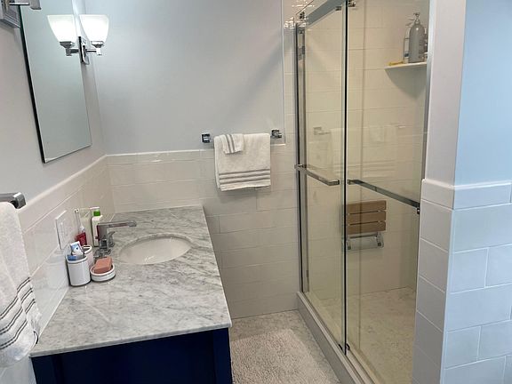 2nd image of 2-3 Myrtle Ave #2