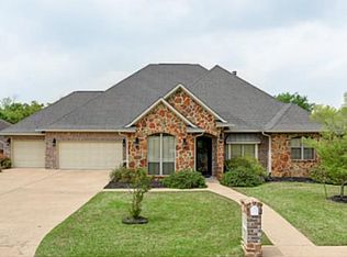 5208 Quaker Ridge Dr, College Station, TX 77845