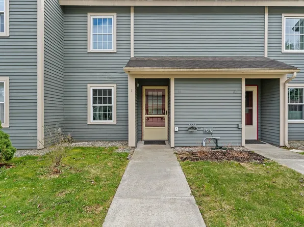 64 Pine Ledge Court, Burlington, VT 05401