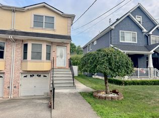 124 Fairfield St, Staten Island, NY 10308