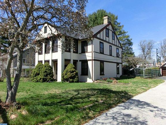 3rd image of 633 Ferne Blvd