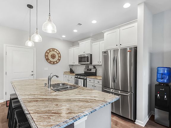 5th image of 177 Goldenrod Cir #177