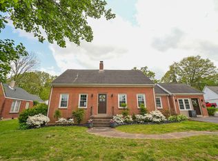 718 Backusburg Rd, Mayfield, KY 42066