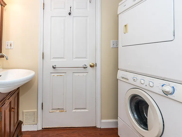 10 Middle Street Ct #7 — Photo 12