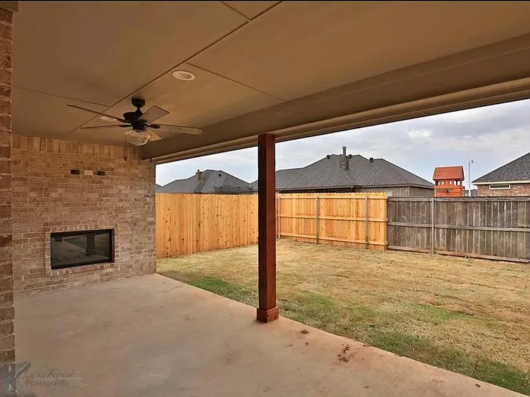 6310 Stadium Dr — Photo 14