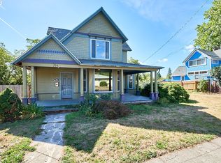 714 SE Washington St, McMinnville, OR 97128
