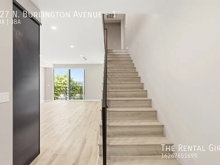 227 N Burlington Ave #1 — Photo 15