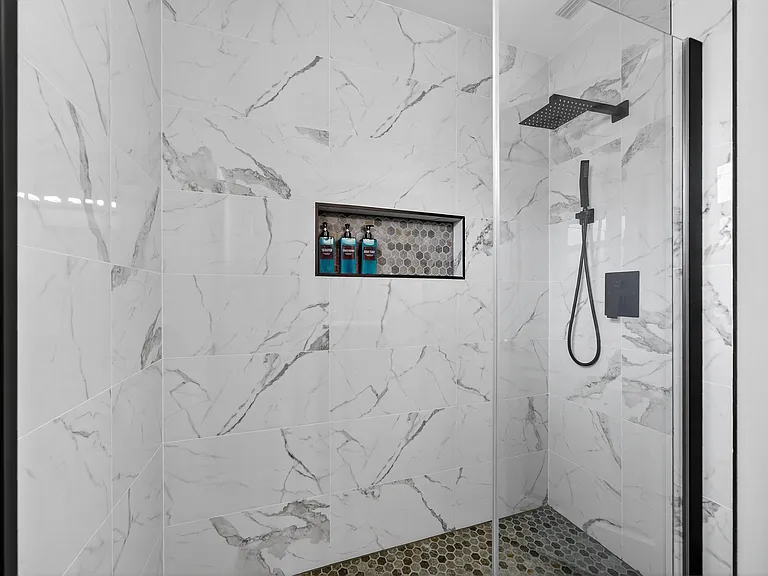 3044 Golden Rain Dr — Photo 46