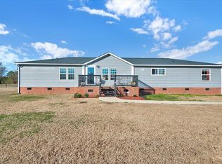 25 Mannsfield Ln, Broadway, NC 27505