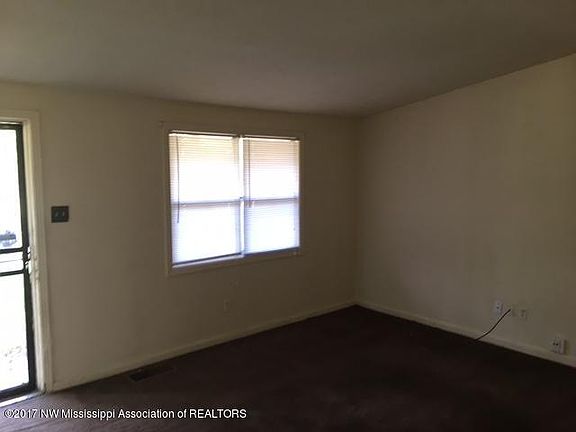 2nd image of 1669 Whitehead Dr