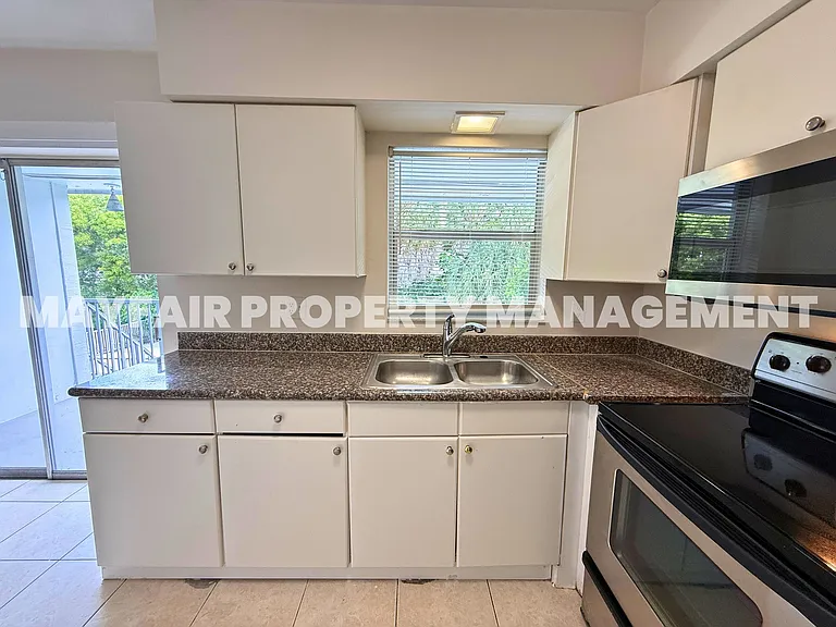 6851 Cypress Rd #16 — Photo 2