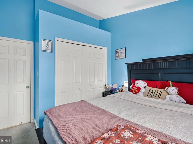 3818 Early Glow Ln — Photo 35