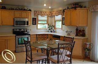 3rd image of 3648 Olde Dominion Dr