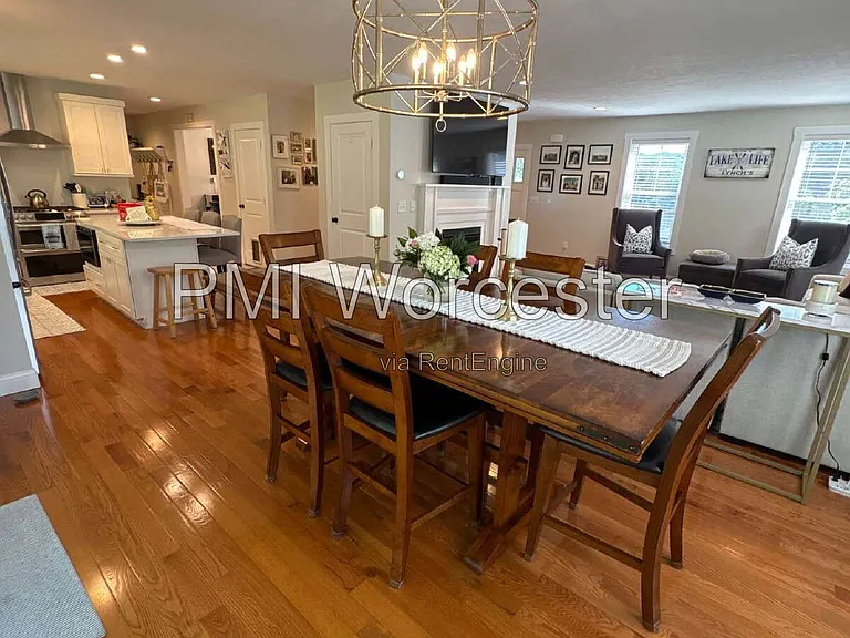 18 Lake Ave — Photo 28