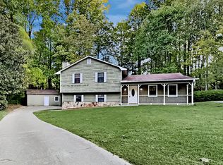 4767 Mossy Ln NW, Lilburn, GA 30047