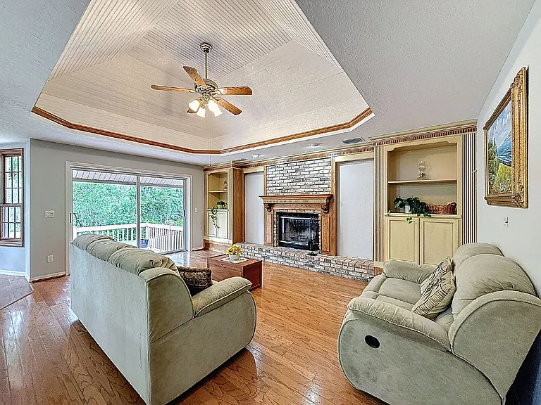 1055 Riverside Ridge Rd — Photo 40