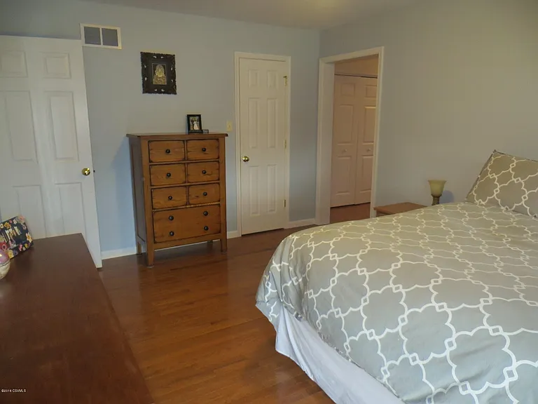 9 Delwood Dr — Photo 30