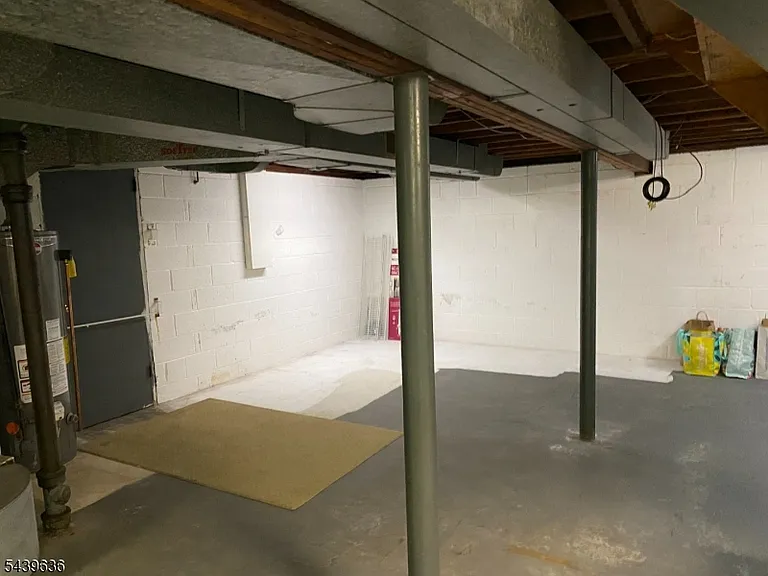 131 1st Ave #1 — Photo 21
