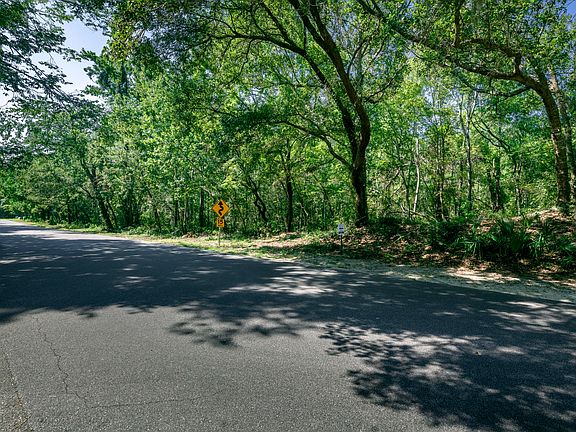 2nd image of 140 Trace Dr