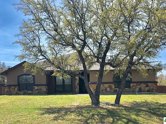 3rd image of 3502 Churchhill Dr