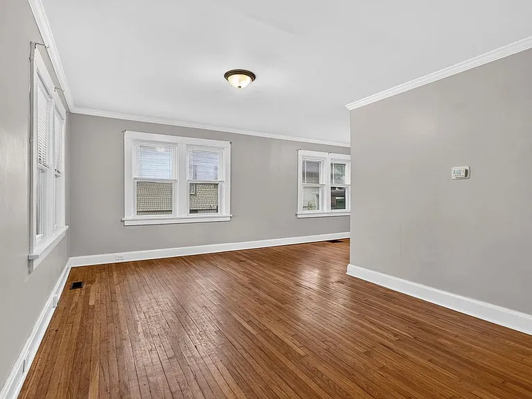 9006 Baroda Ave — Photo 8
