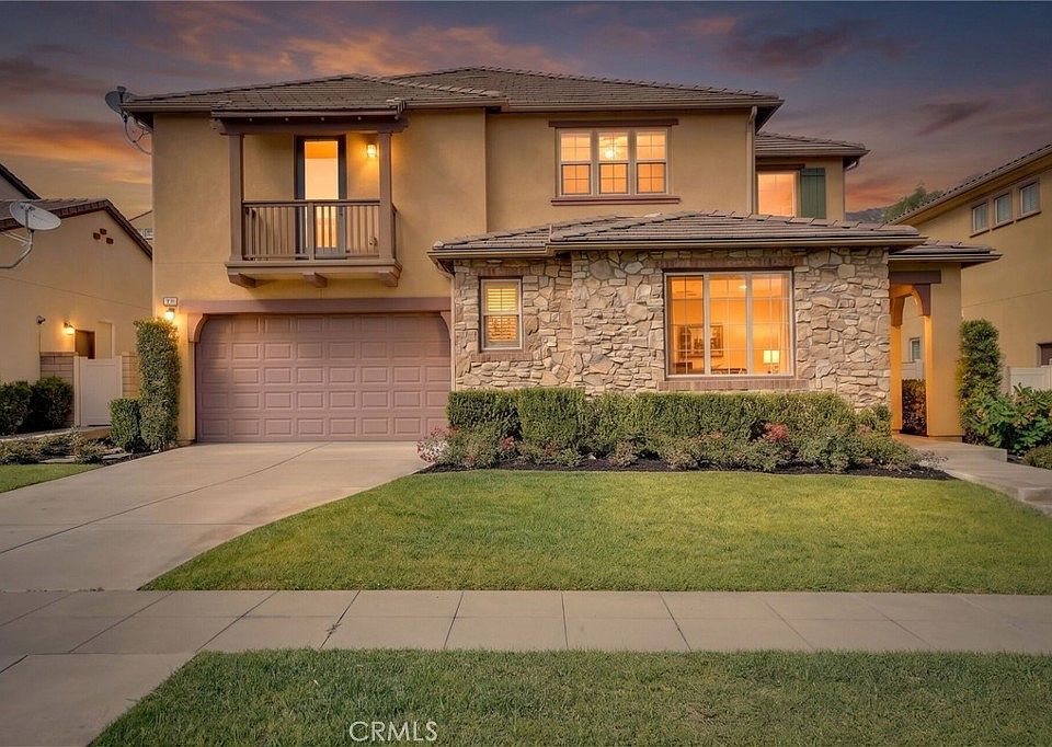 1st image of 885 E Manresa Dr