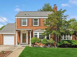 5950 N Kostner Ave, Chicago, IL 60646