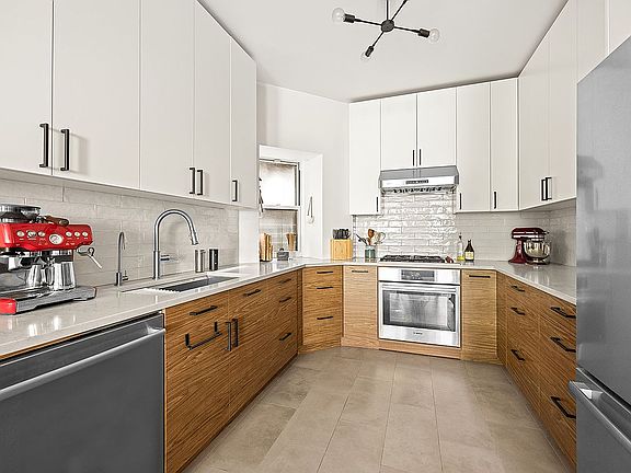 4th image of 62 Montague St APT 2C