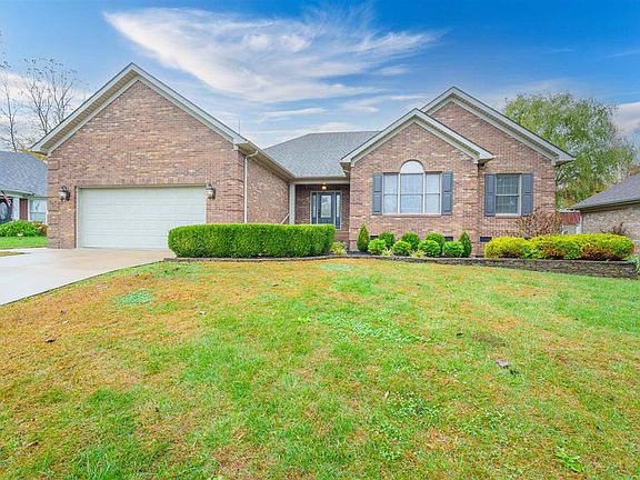 2nd image of 4404 Fairbairn Ct