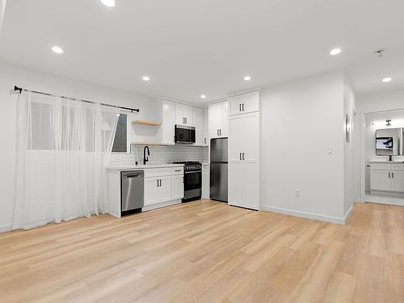 4th image of 3280 Provon Ln #12-1/1