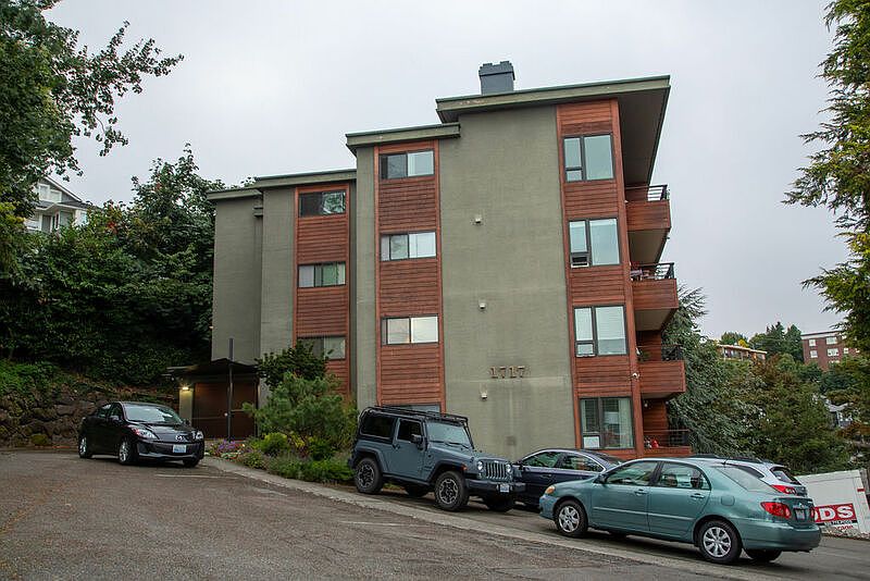 1st image of 1717 5th Ave N APT 302